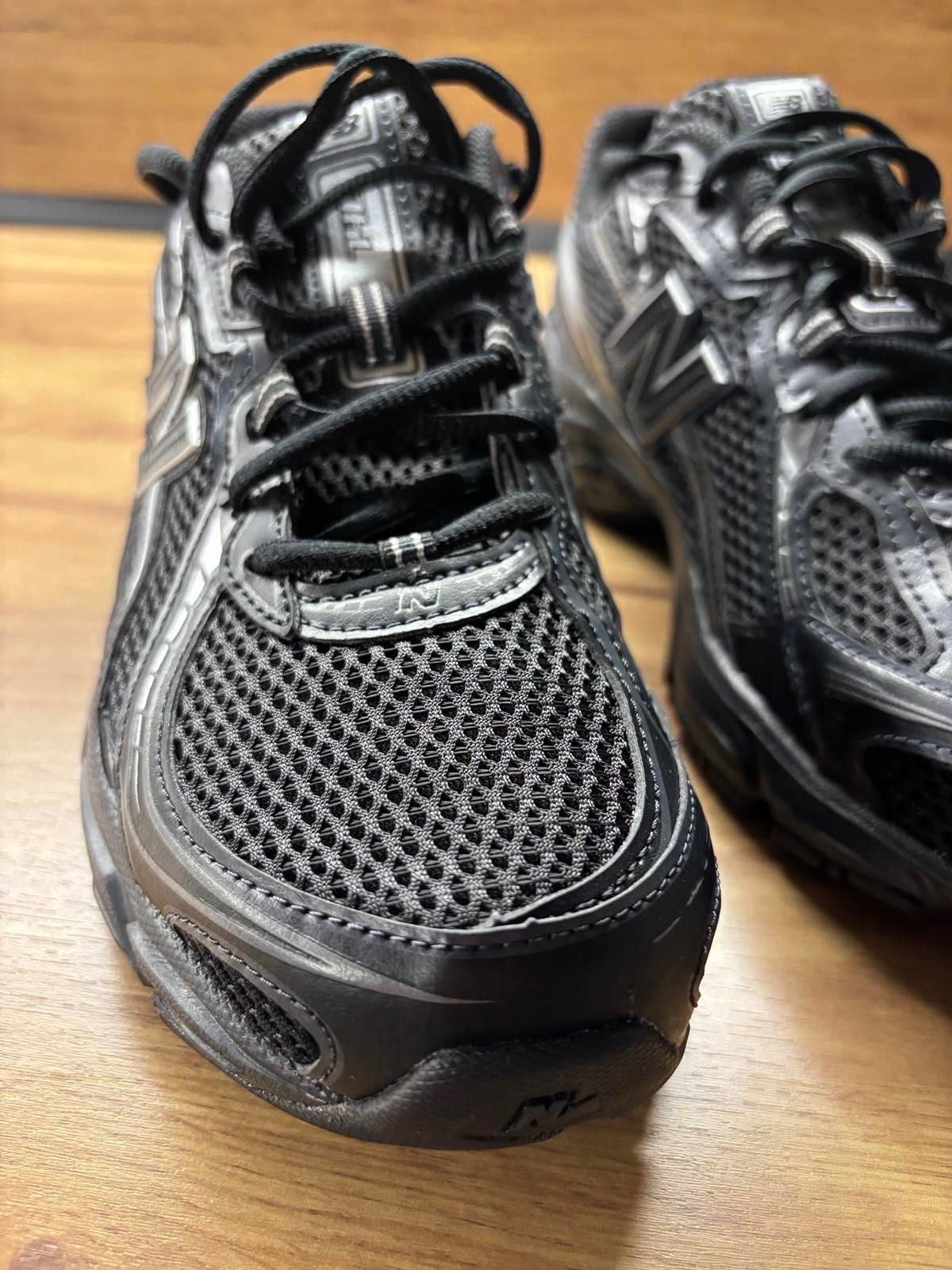 Чисто нови New Balance 740