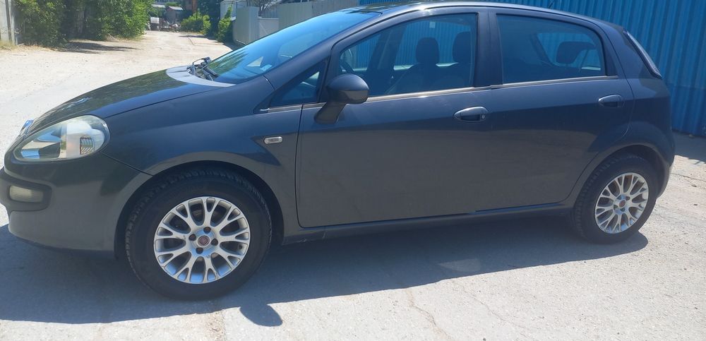 Fiat Punto 1.3 multijet 2010г - На Части