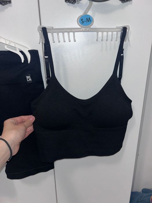 Compleu Bustiera și pantaloni scurti