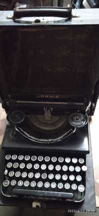 Urania mașină de scris vintage