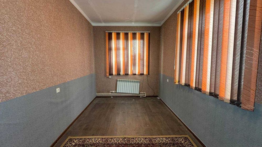 Калениски Мебелний чойхонаси 3қаватда 2хонали квартира сотиладиID:1494