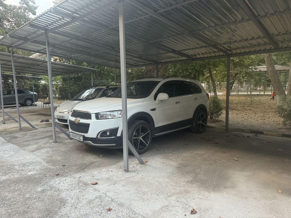 Продам идеальную captiva 3 завод