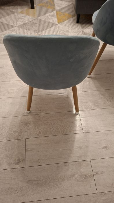 Set 6 scaune foarte confortabile!