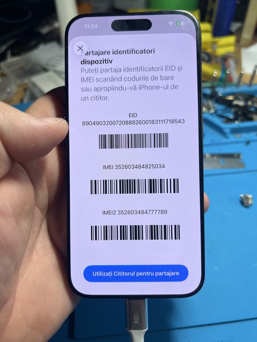 Iphone 15 pro titanium Black 128 Gb baterie 96%