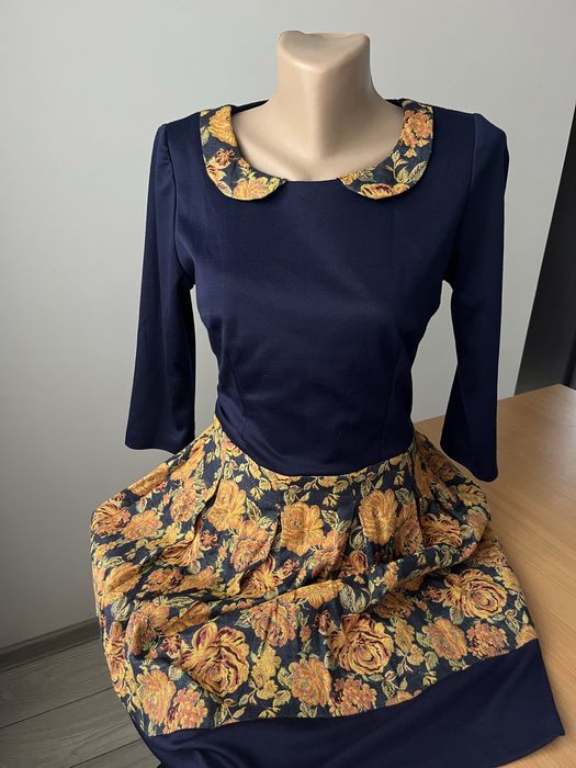 Rochie elegantă cu imprimeu floral