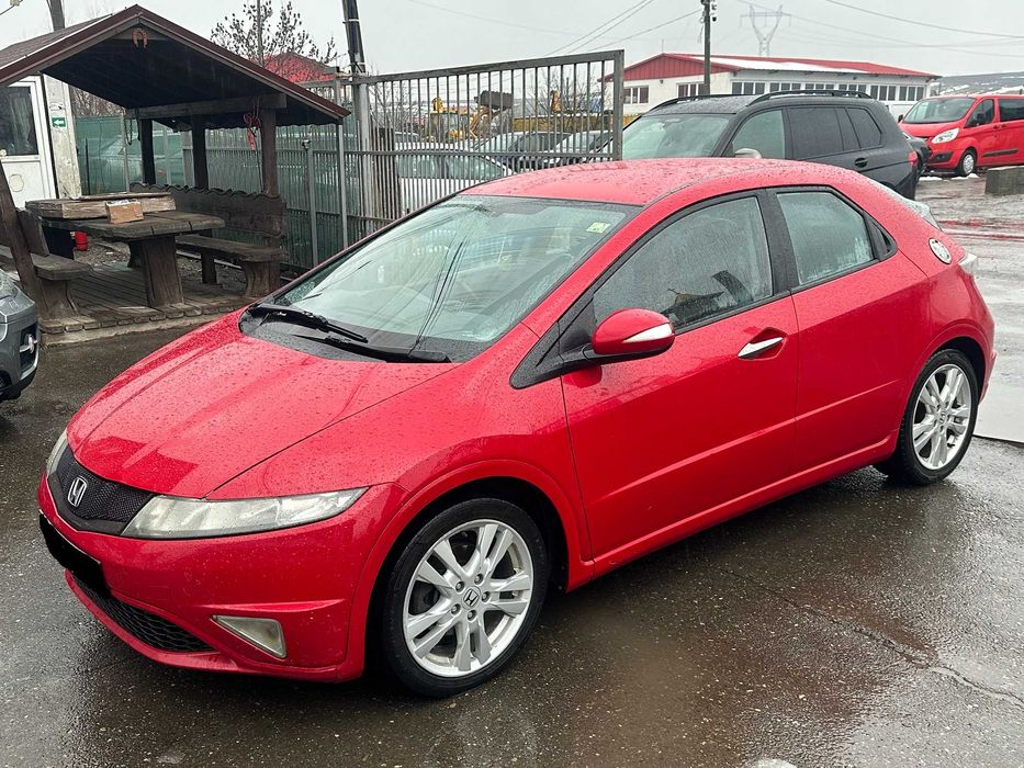 Dezmembrez Honda Civic 2,2 i-ctdi 2010