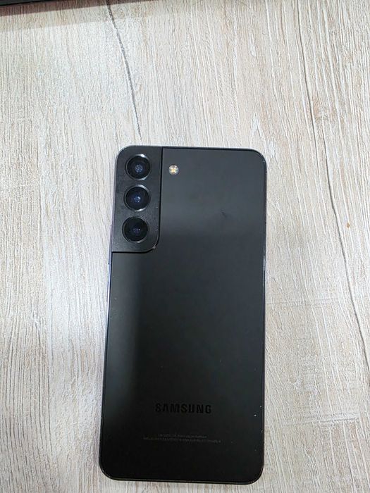 Samsung S22 sotiladi (Vietnam)