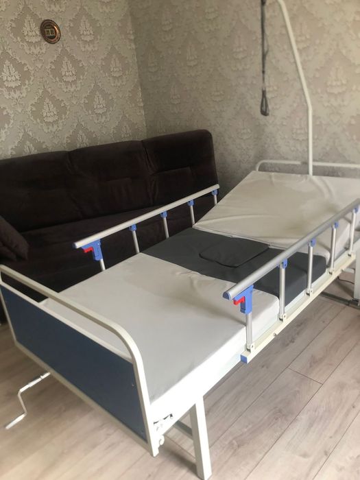 Продам функциональную кровать (почти новая)