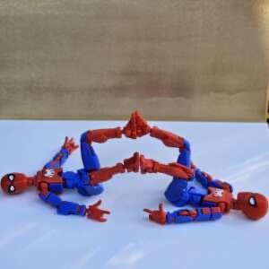 Spiderman articulat 3D nou ideal pentru cadou sau colectie