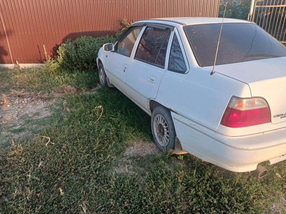 Vând Daewoo Cielo