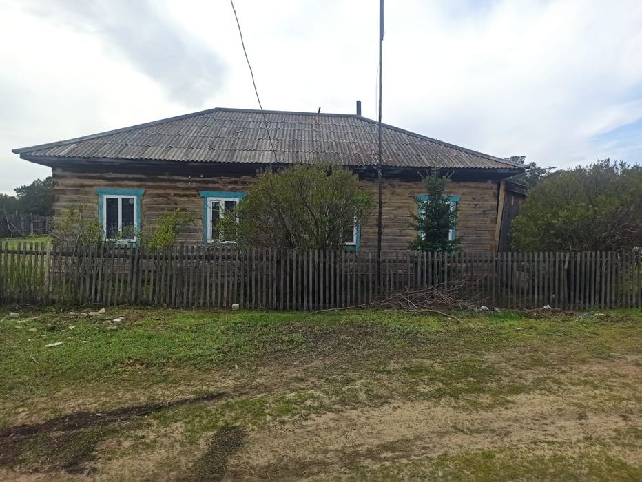 Продам дом. Бескарагайский район, село Жыланды. 35 км от города.