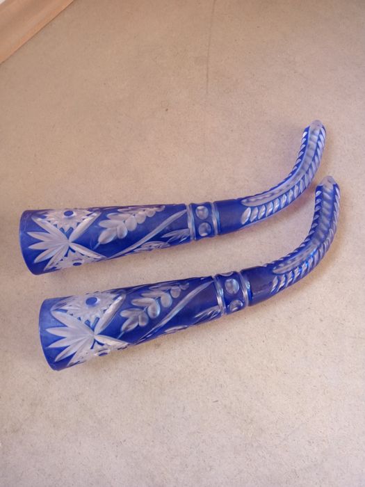 Хуристал шох сотилади тошкэнтда ишланган биринчи кул антиквар буюум  с