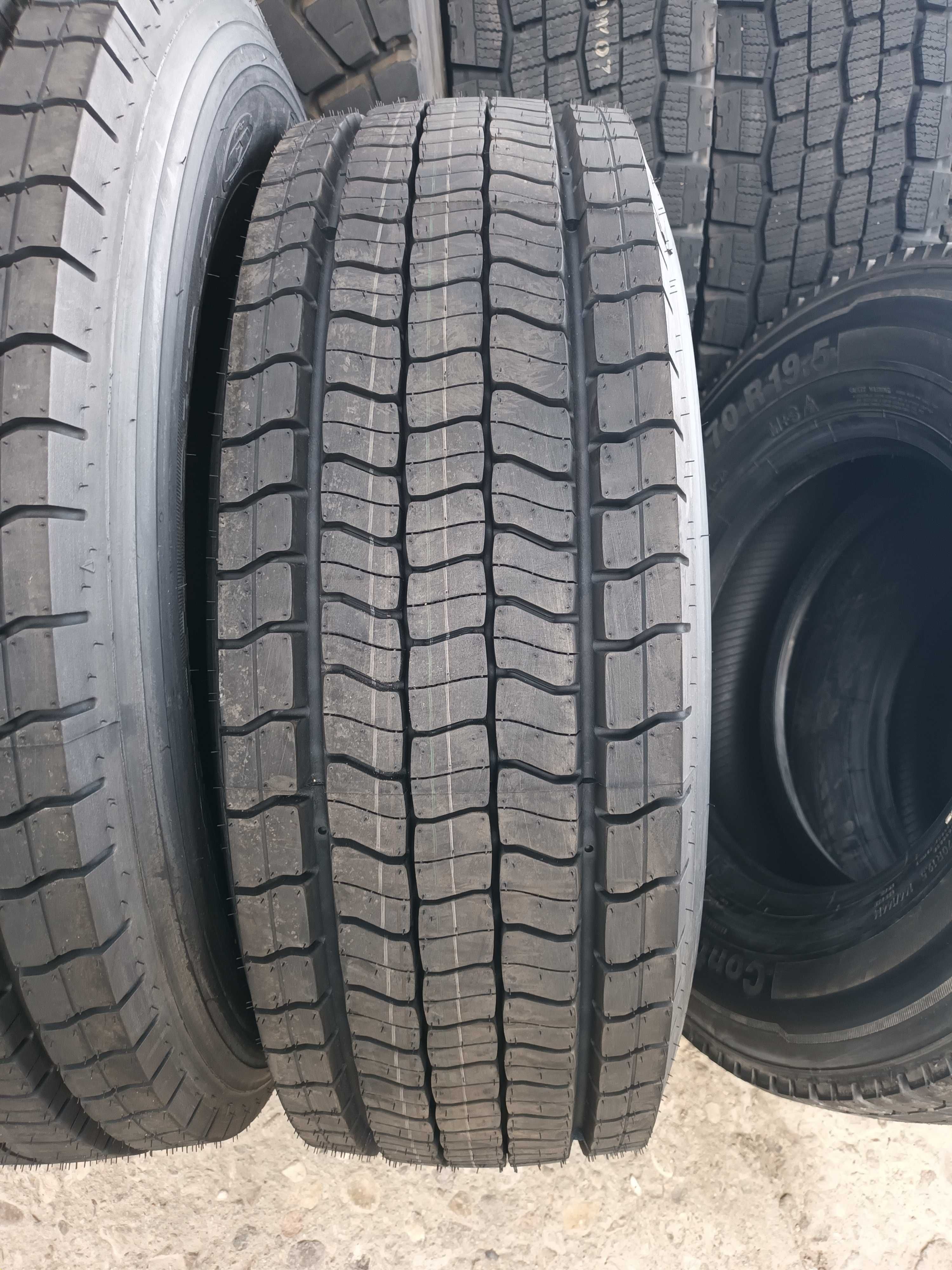 2 Нови тежкотоварни гуми 285/70 R19.5 Goodyear Regional RHD 2 146/144L