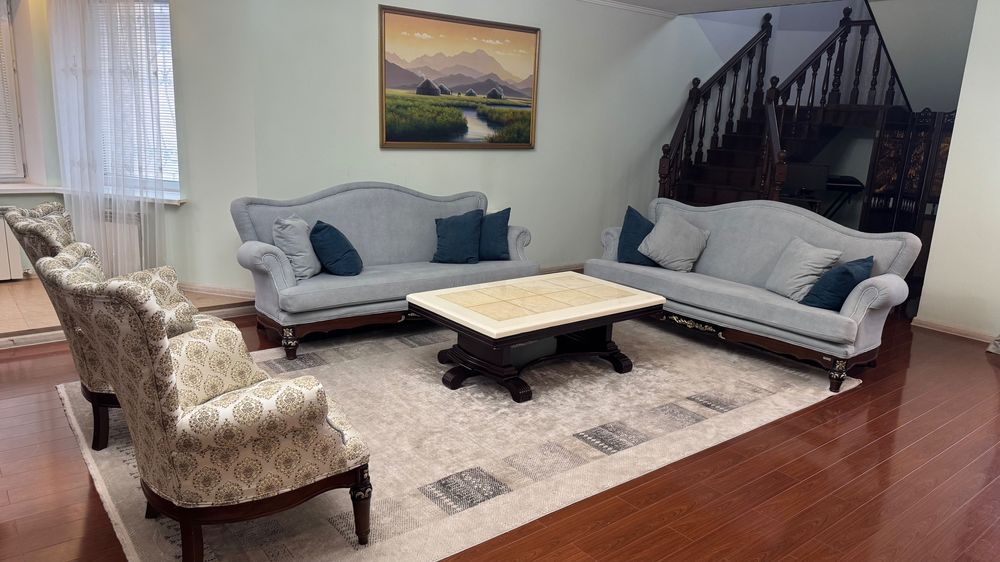 Мягкая мебель для гостинной