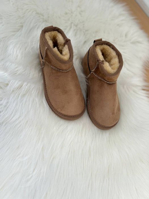 Ugg pentru copii.