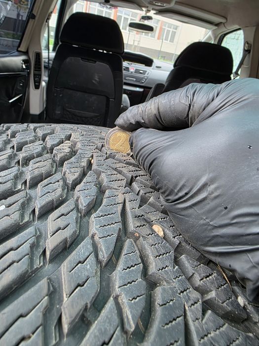 Зимни гуми Нокиан 225/50/17 WR SNOWPROOF