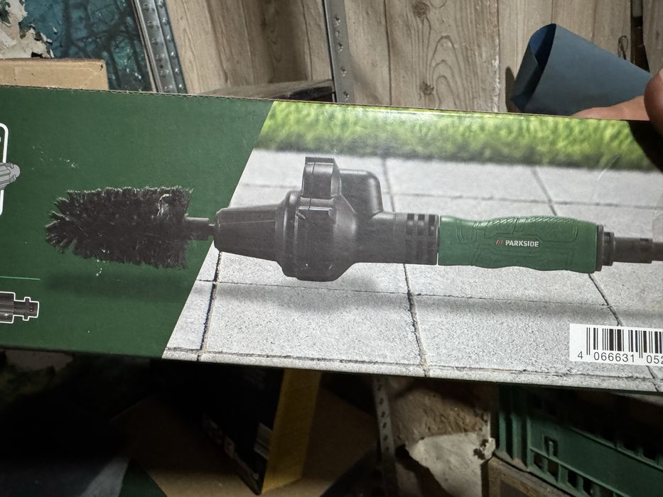 Parkside четка за почистване на джанти