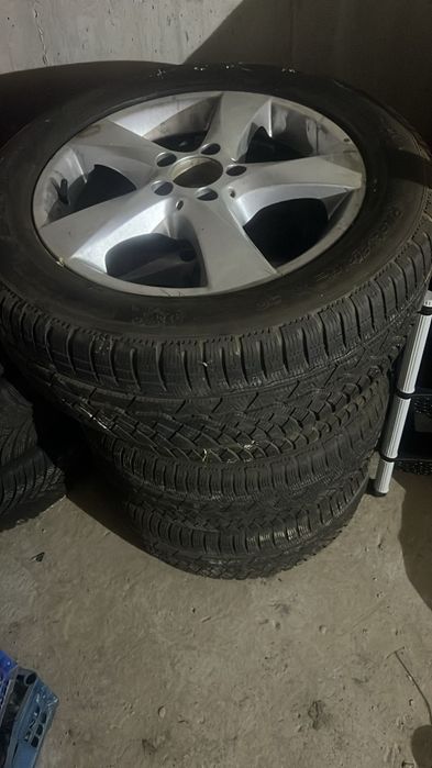 Set 4 jante originale Mercedes + anvelope