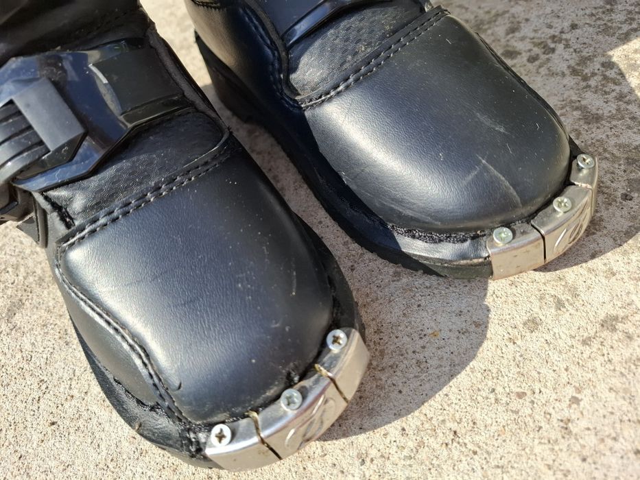 Детски кросови ботуши O'NEIL 
Размер 31
Слагани са няколко пъти,нормал