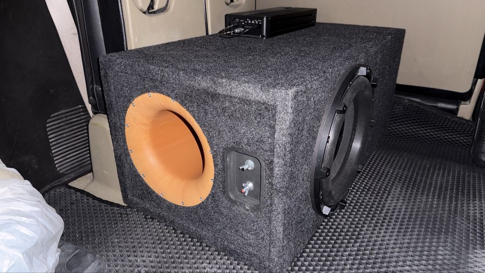 Продам мощный  Сабвуфер Прайд с усилителем