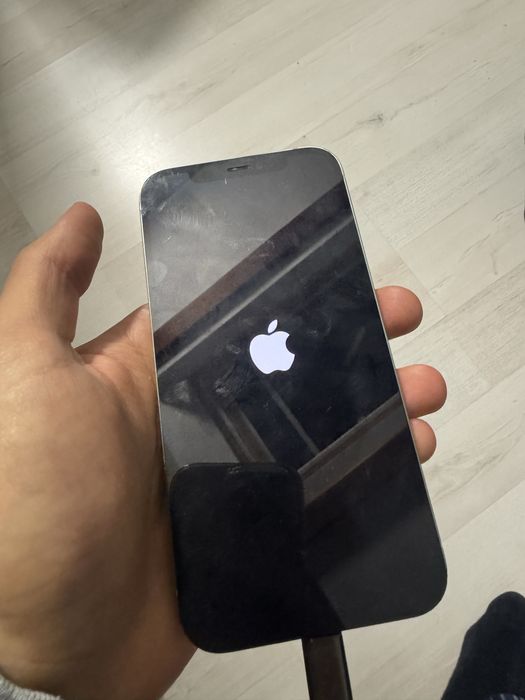 Iphone 12 pentru piese