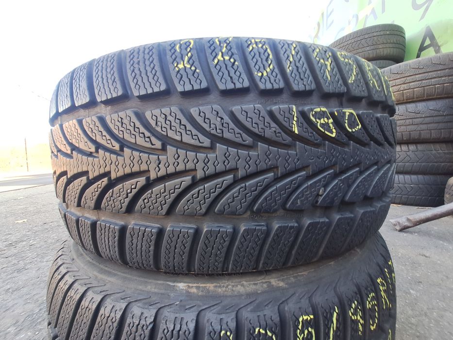 2 anvelope iarna 225/45r17  Nokian Montaj Gratuit