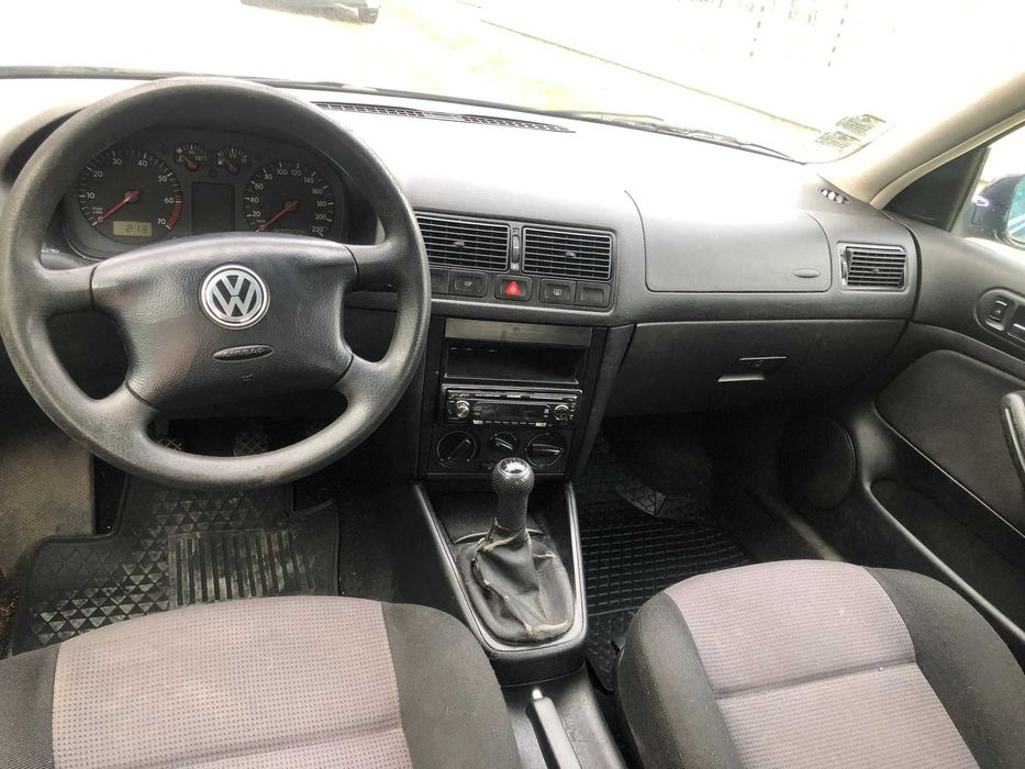 Volkswagen Golf 1.4