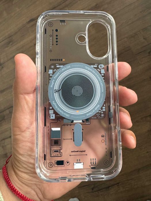 НОВ! Калъф Spigen Ultra Hybrid за iPhone 17