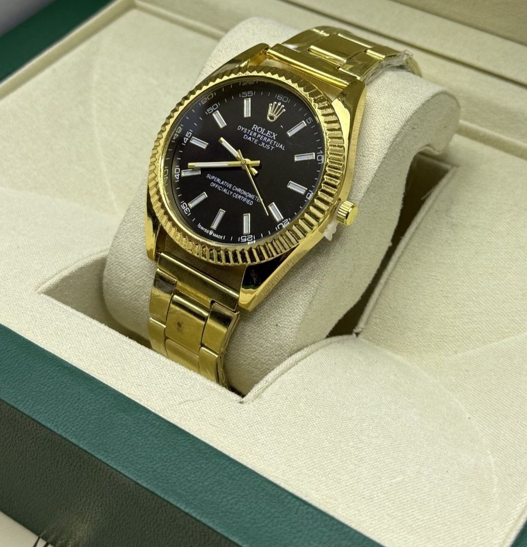 Стильные часы Rolex