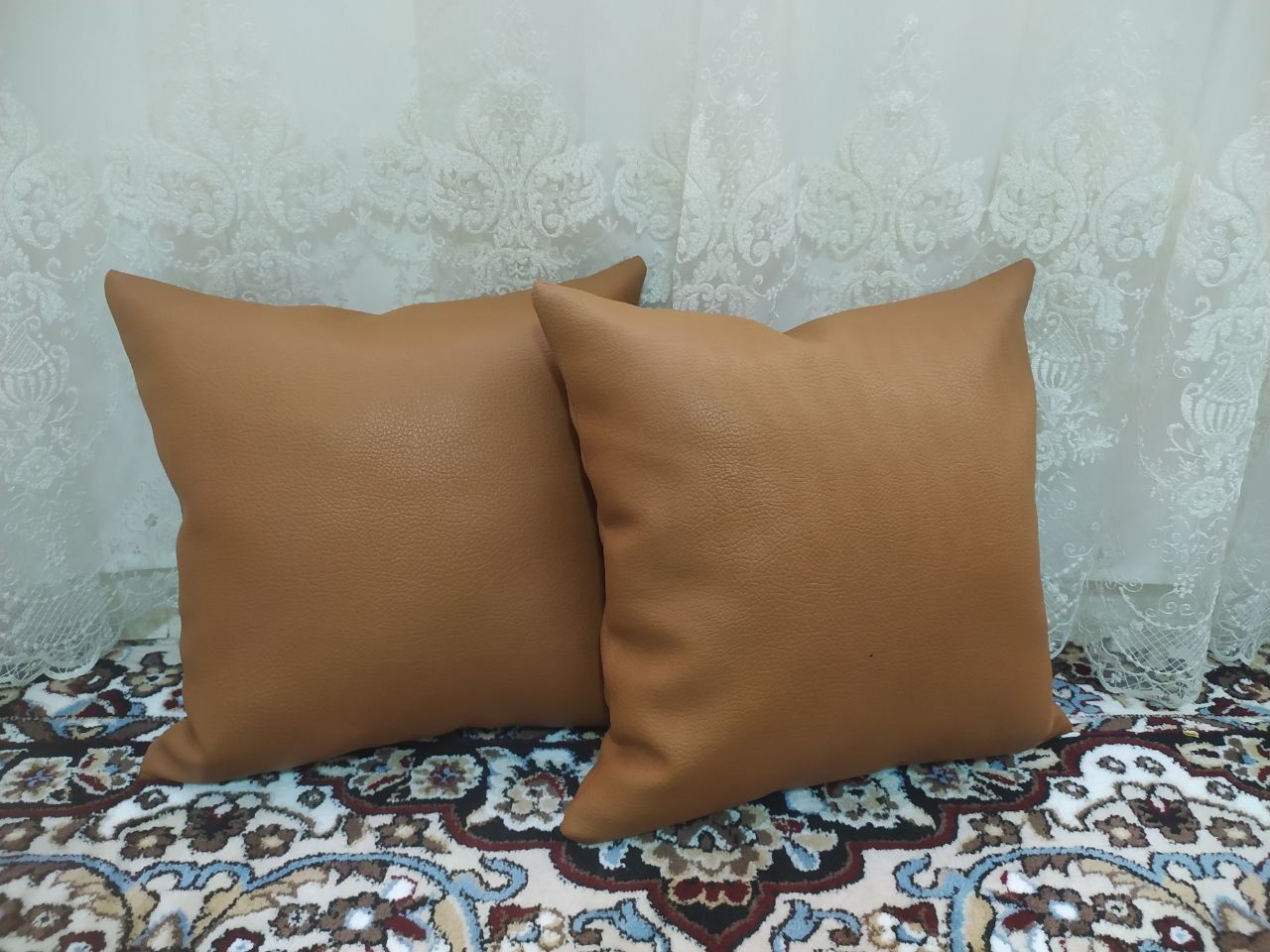 Декоративные подушки и сидушки в наличии и на заказ