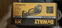 Dewalt мултифункционален инструмент