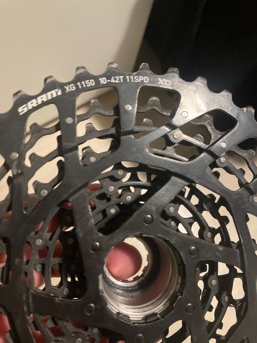 Vand pinioane SRAM XG 10-42T XG 1150