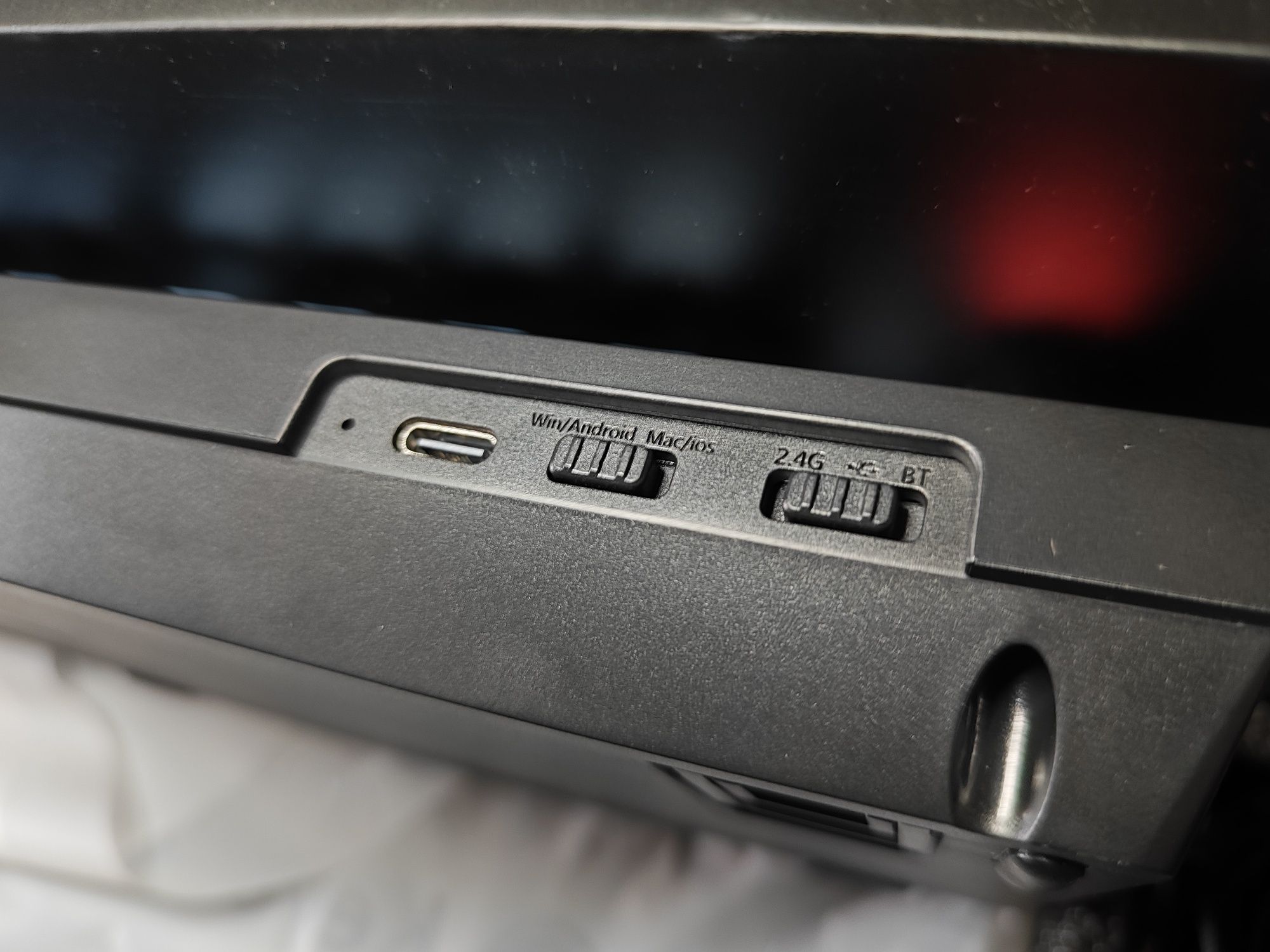 ПРОМО ! Keychron V5 MAX Bluetooth Геймърска безжична клавиатура !