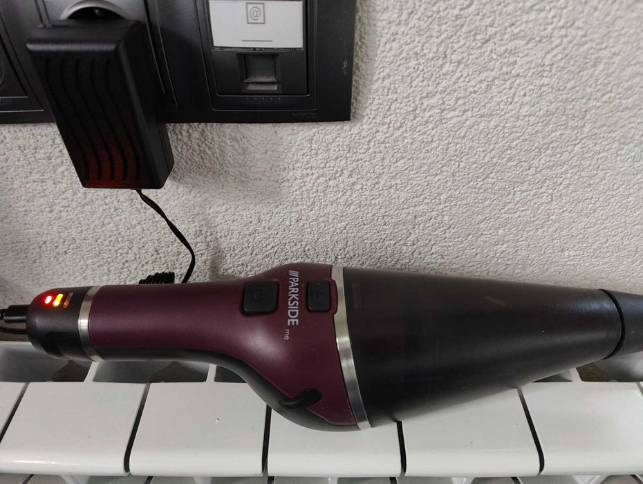 Безжична, акумулаторна прахосмукачка Парксайд (Parkside) PMSSA 8 A1