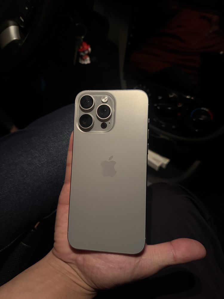 Iphone 15 pro max LLA 512 GB