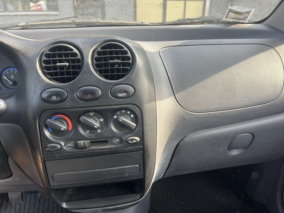 Vand matiz nou 2007 -27 mii km reali