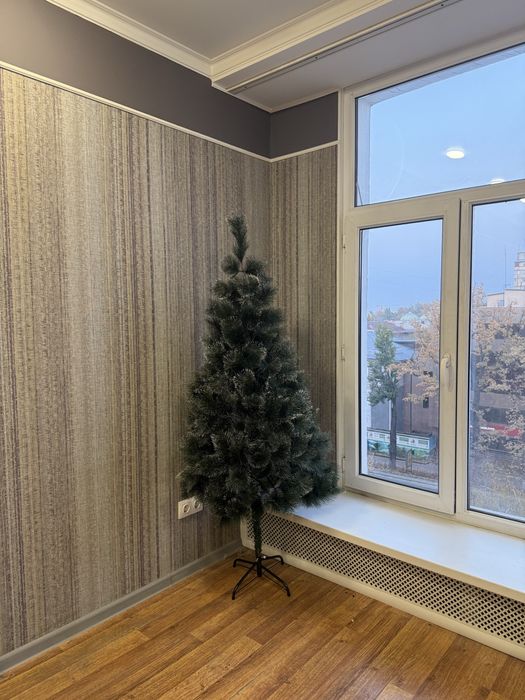 Искусственная новогодняя елка 180см