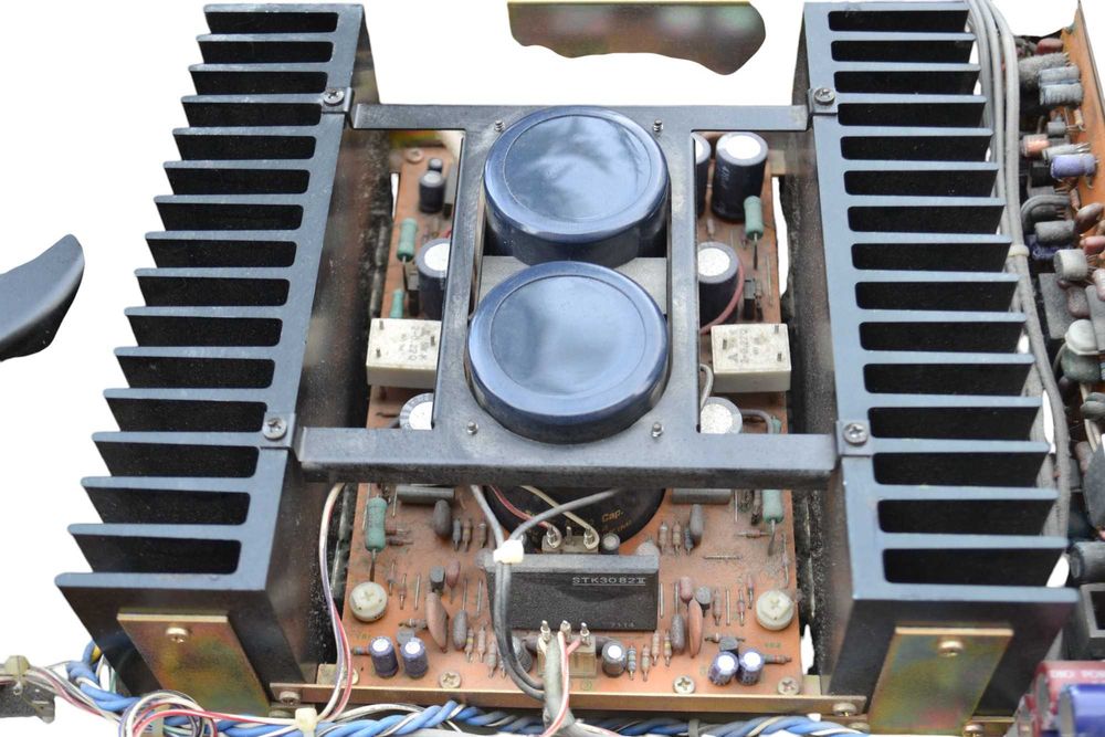 Amplificator Accuphase E 204