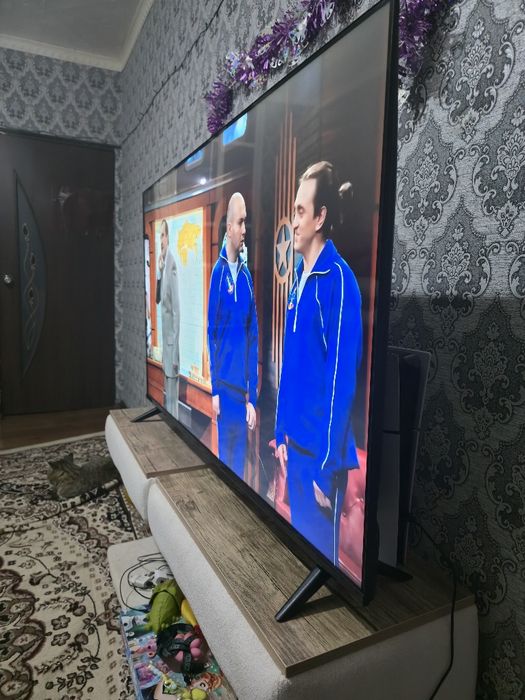 Продаётся телевизор Ssmart 55 Срочно