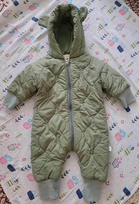 Продам детский комбинезон