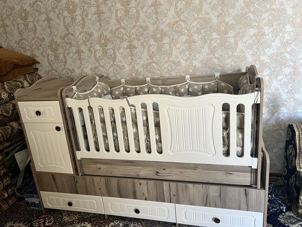 Новый мебел продаеться