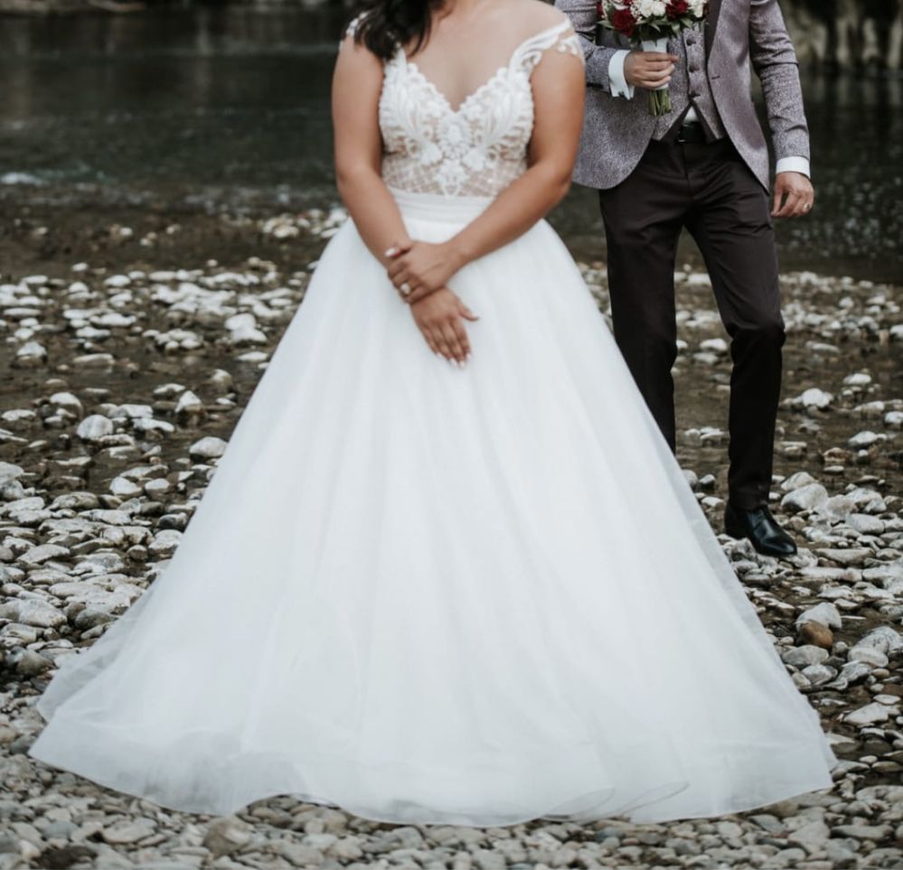 Rochie de mireasa ,ivory ! Stare perfecta !