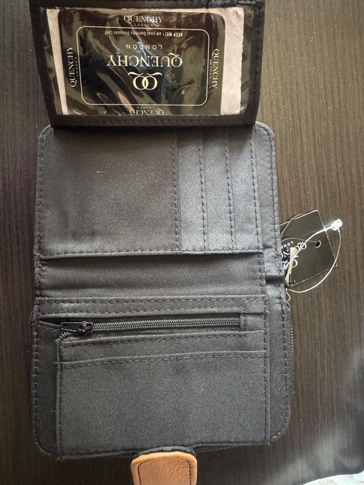 Чисто нов портфейл, естествена кожа