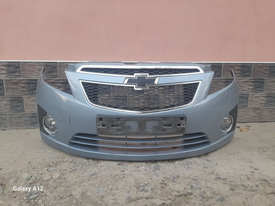 Spark banfiri sotiladi