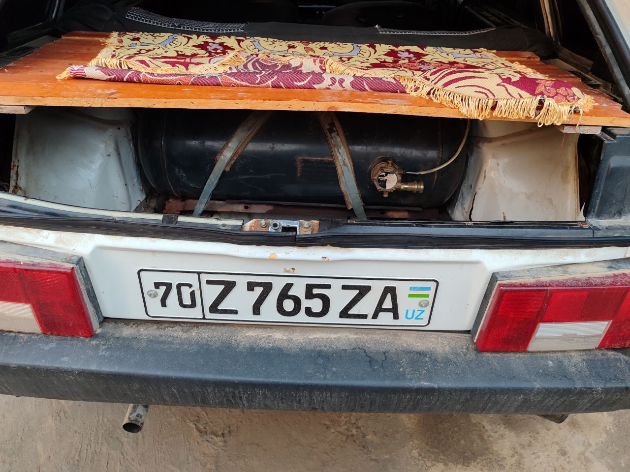 Vaz 2109 Samara 1988 yil tezda sotiladi