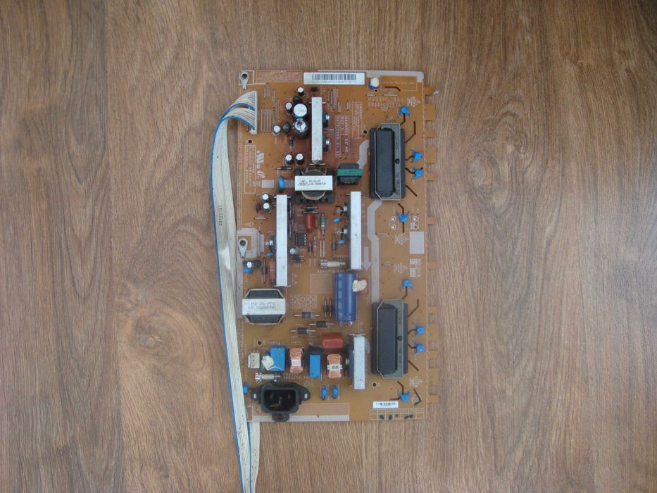 sursa - bn44-00261b/ bn44-00262a/ bn44-00291a