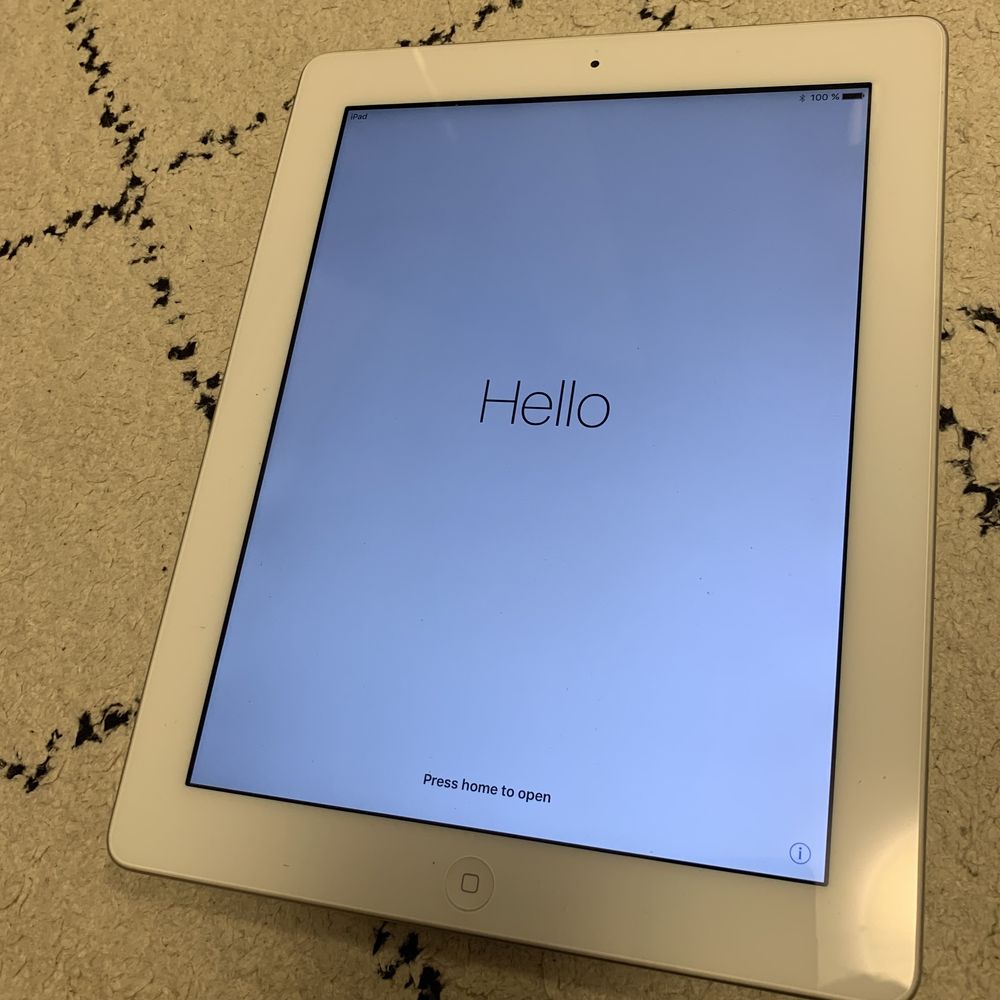 iPad 4 - Ecran Retina, 13GB, Wi-Fi, Alb