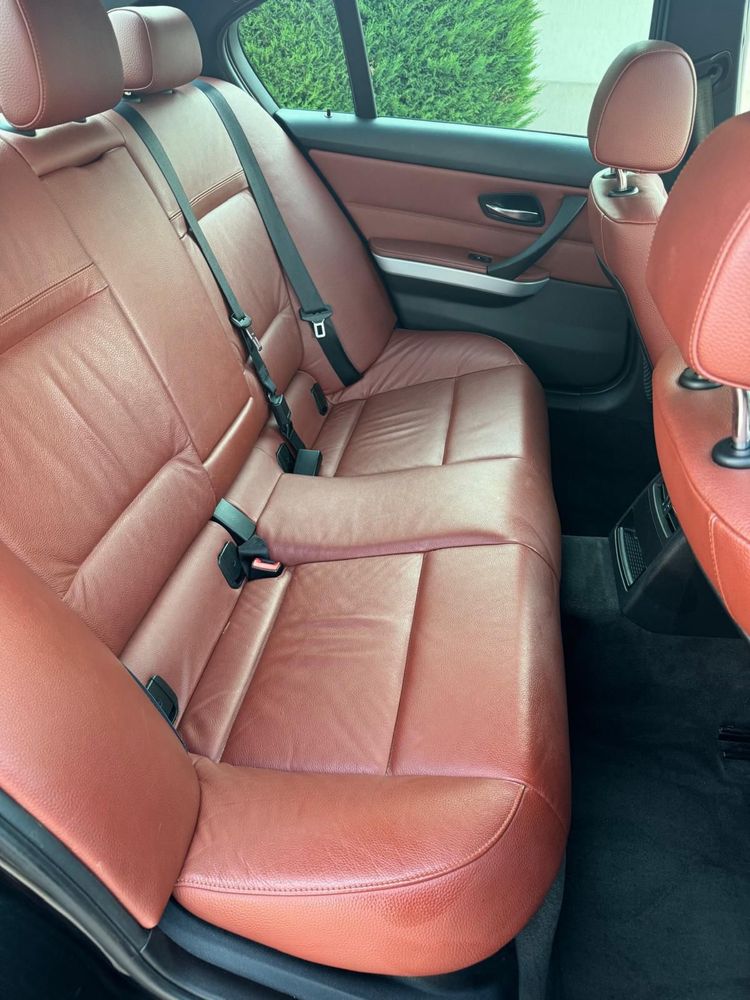 Vand Bmw 330D Xdrive , Automat , 280.000 Km(Posibil in Rate !)