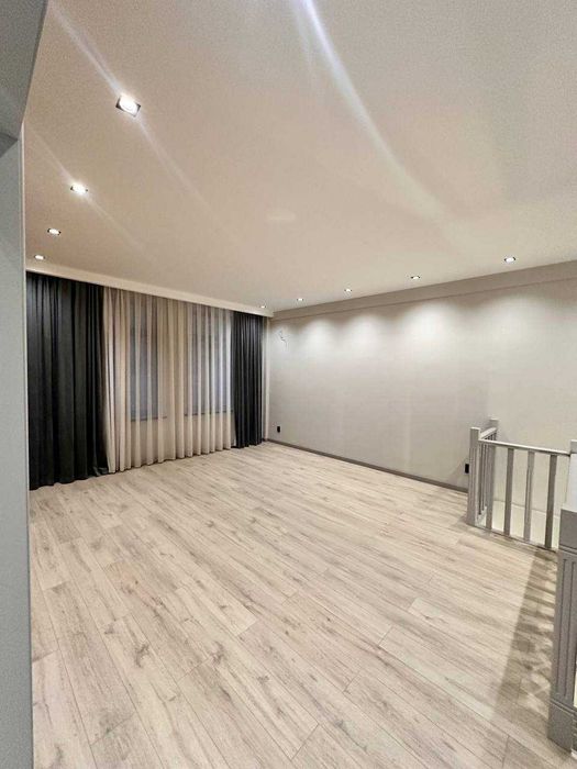 ЖК Солярис новостройка 3 комнатная можно под офис 100 м2