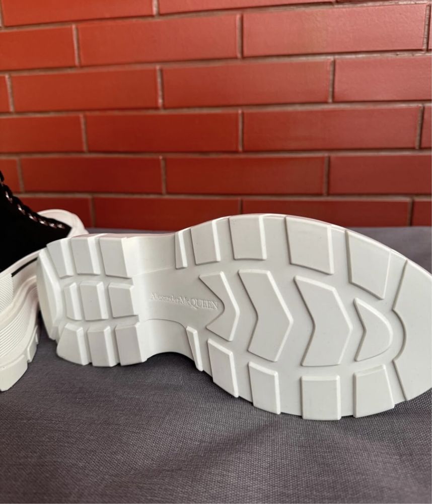 adidasi alexander mcqueen